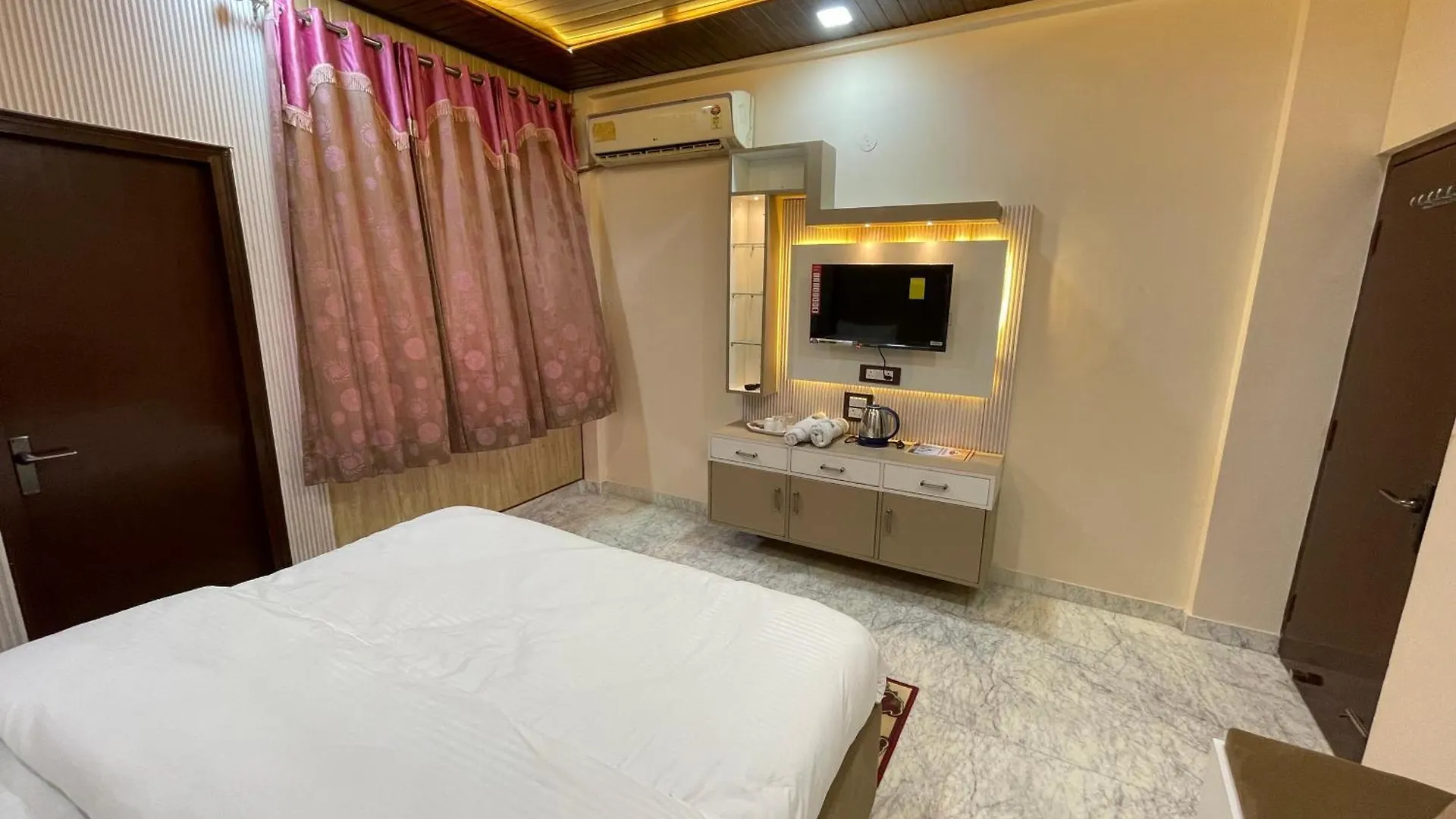Homestay The Marigold Bliss Apartment Agra