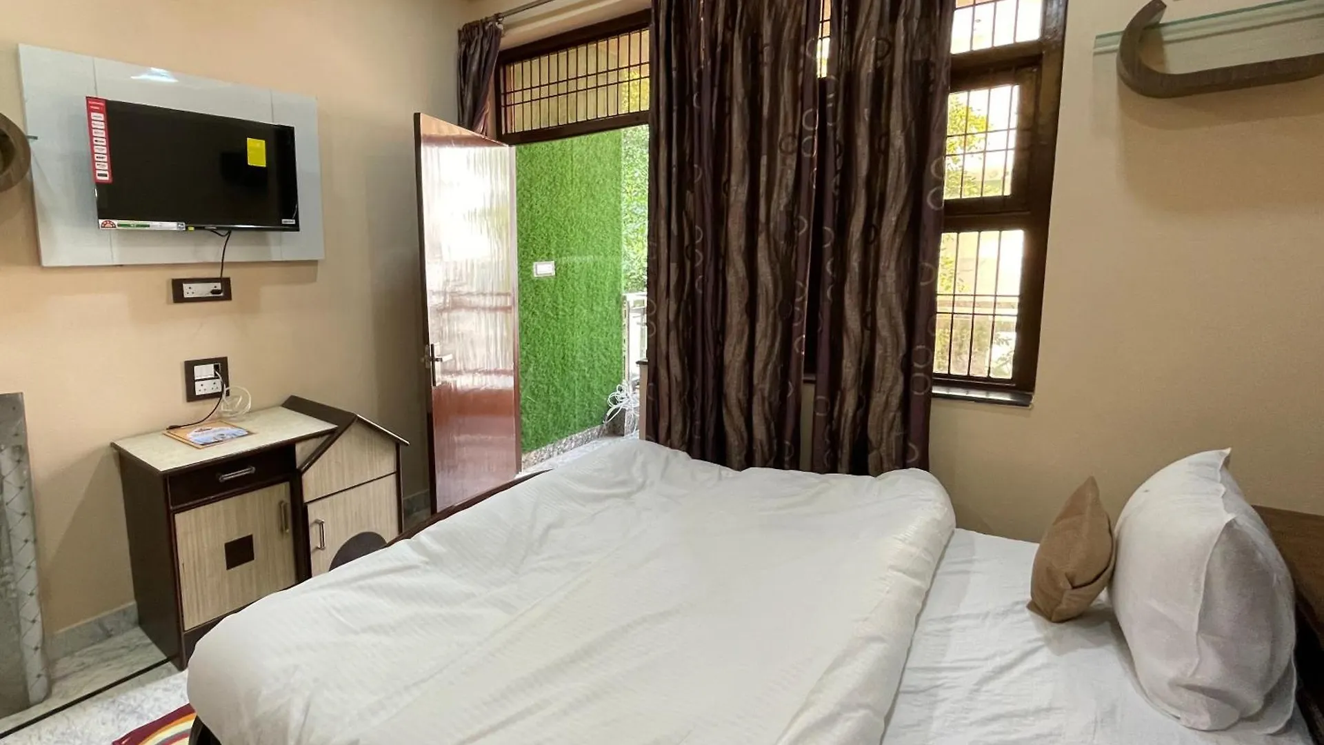 Homestay The Marigold Bliss Apartment Agra